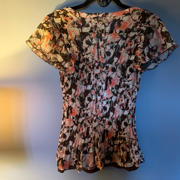 Ricki’s Ruffled Blouse - Picture 4 of 6